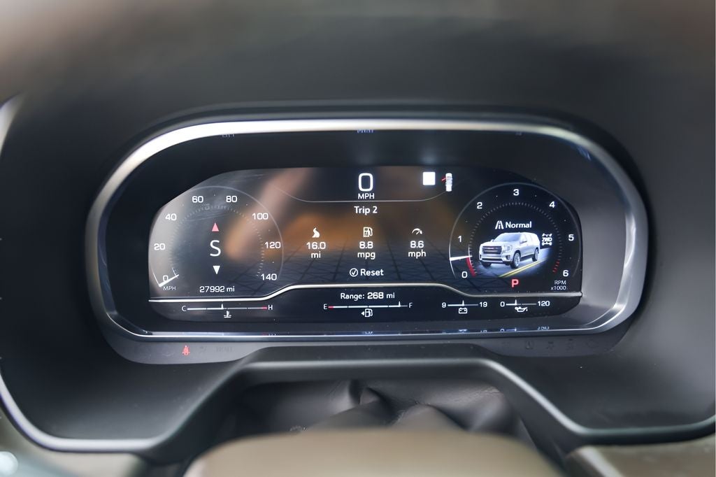 2023 GMC Yukon SLT