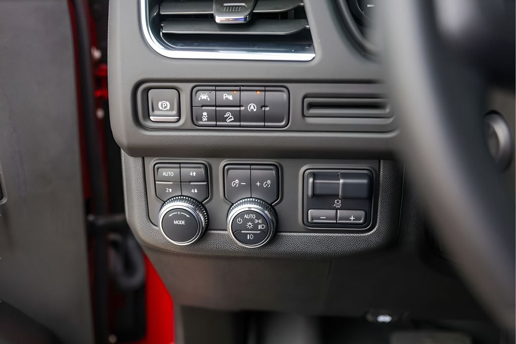 2024 GMC Yukon AT4