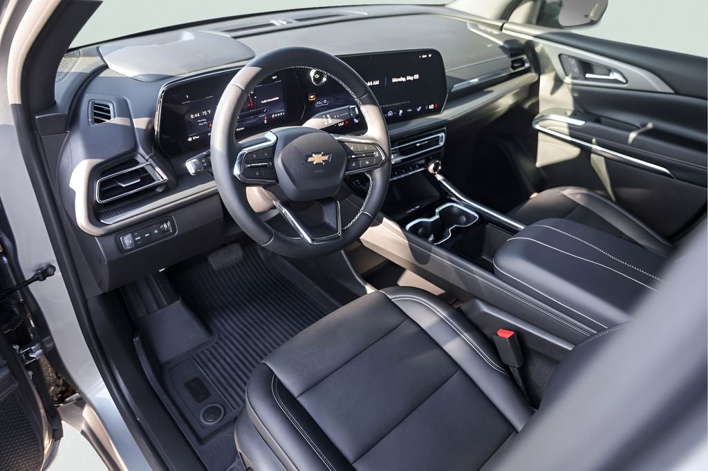 2025 Chevrolet Traverse LT 2LT