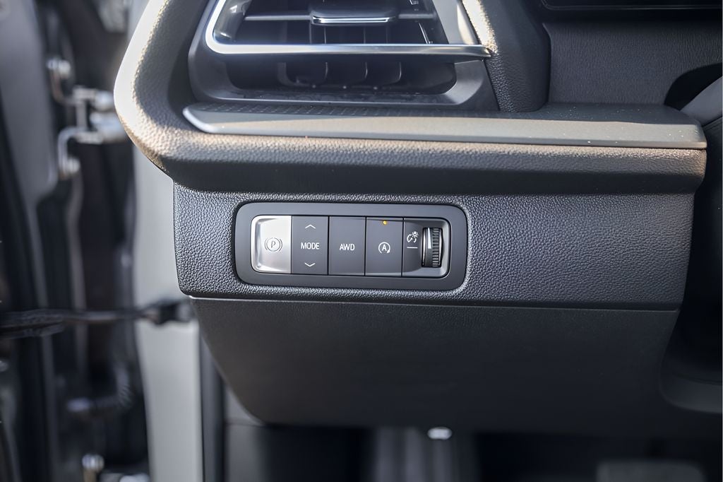 2025 Chevrolet Traverse LT 2LT