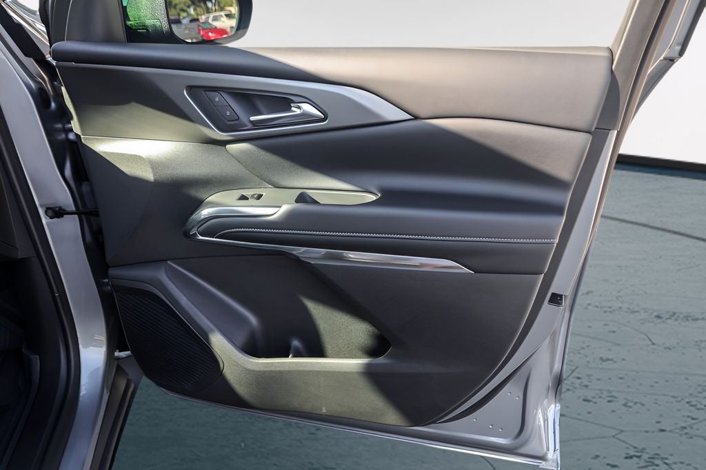 2025 Chevrolet Traverse LT 2LT