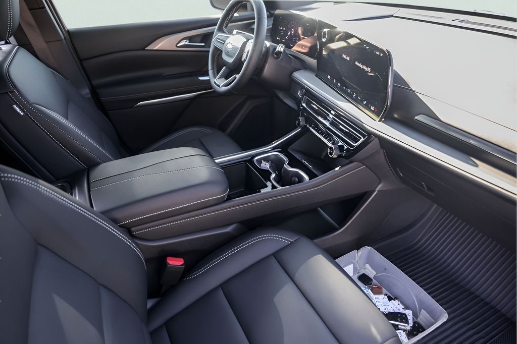 2025 Chevrolet Traverse LT 2LT