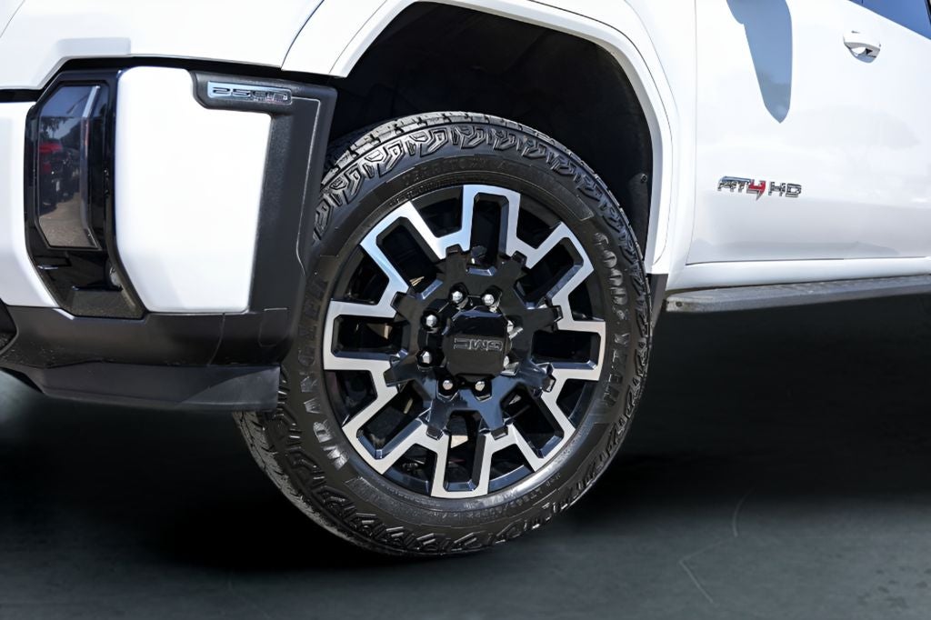 2024 GMC Sierra 2500HD AT4