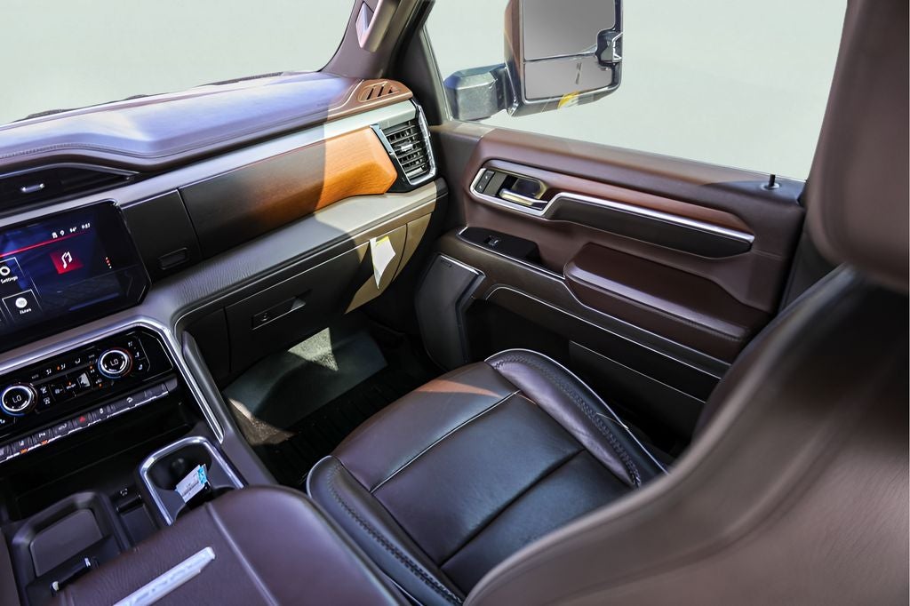 2025 GMC Sierra 2500HD Denali