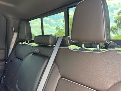 2025 GMC Sierra 2500HD Denali