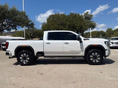 2025 GMC Sierra 2500HD Denali