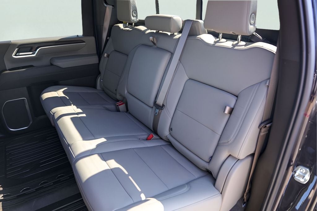 2026 GMC Sierra 3500HD SLT