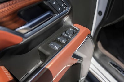 2025 GMC Sierra 3500HD Denali Ultimate