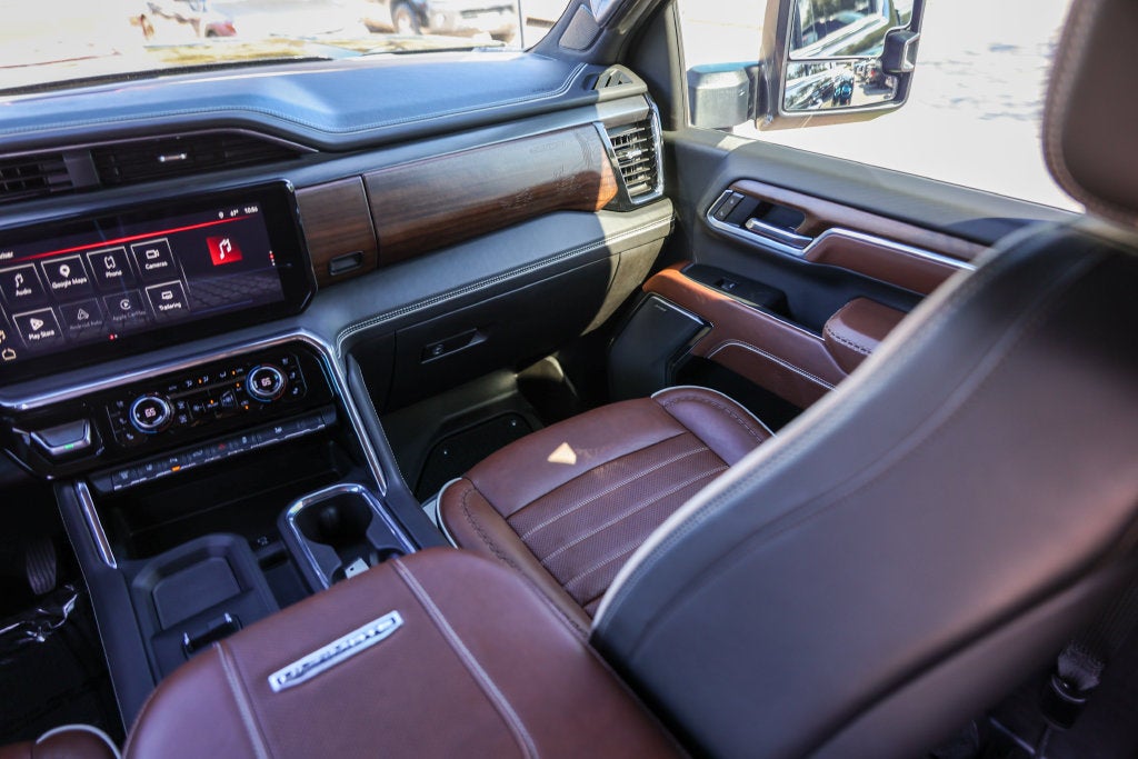 2025 GMC Sierra 3500HD Denali Ultimate