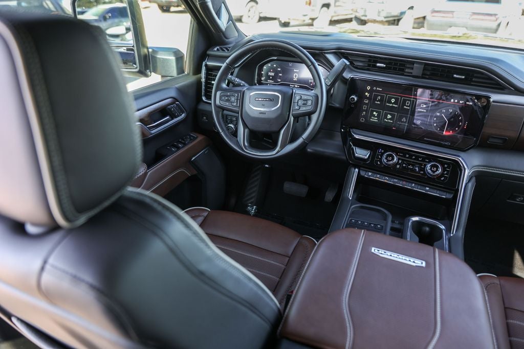 2025 GMC Sierra 3500HD Denali Ultimate