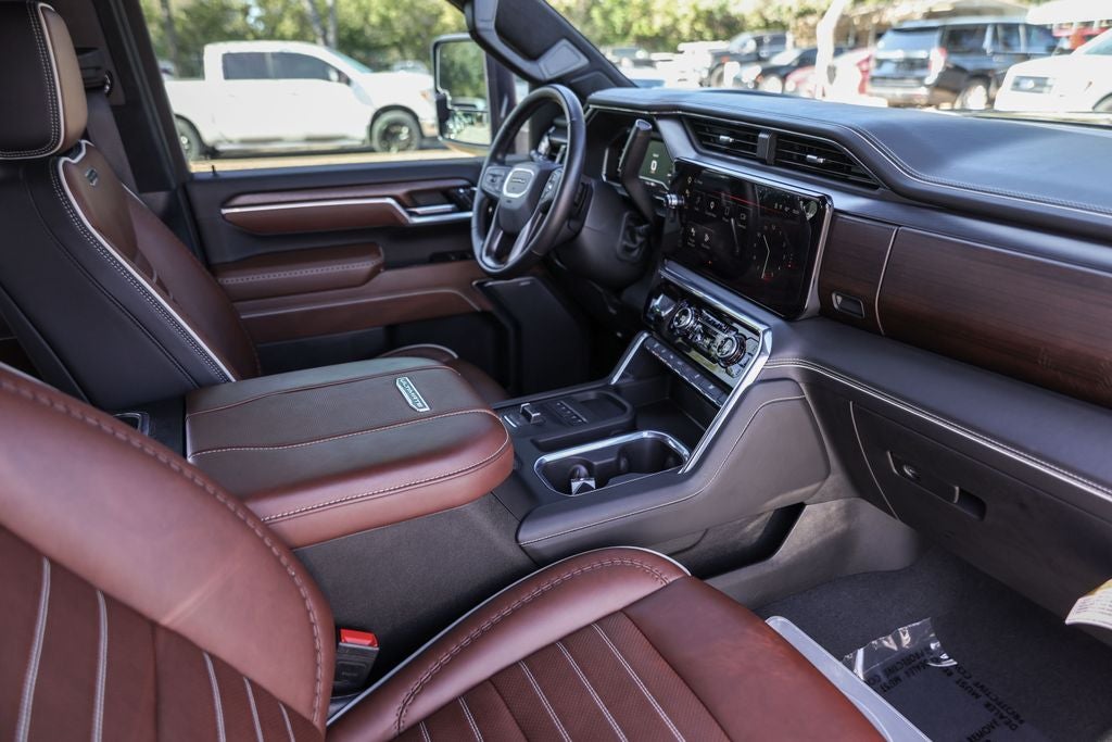 2025 GMC Sierra 3500HD Denali Ultimate
