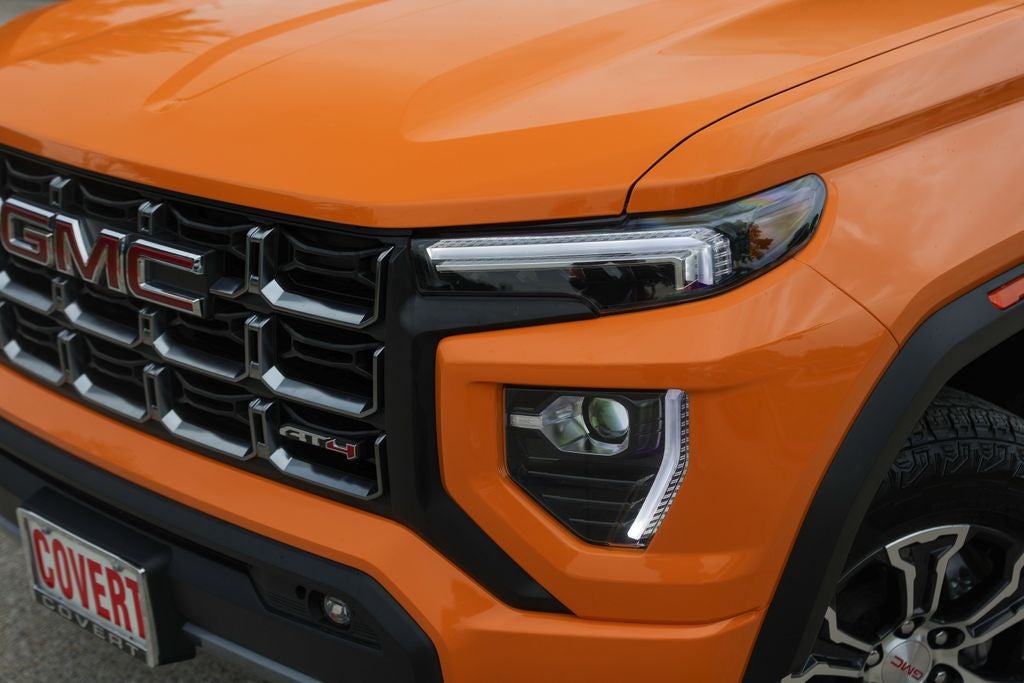 2025 GMC Canyon AT4