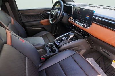 2024 GMC Canyon AT4