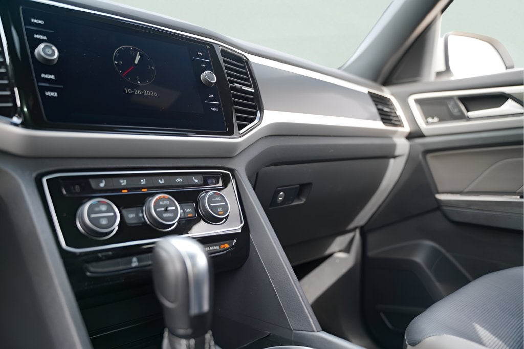 2023 Volkswagen Atlas Cross Sport 3.6L V6 SEL Premium R-Line