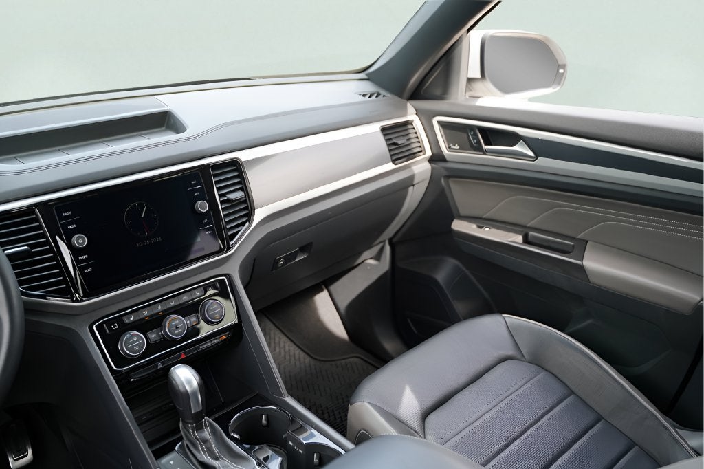 2023 Volkswagen Atlas Cross Sport 3.6L V6 SEL Premium R-Line