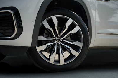2023 Volkswagen Atlas Cross Sport 3.6L V6 SEL Premium R-Line