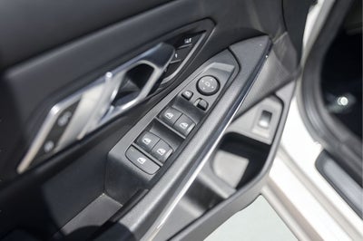 2022 BMW 3 Series 330i
