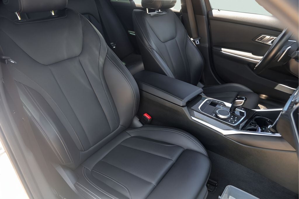 2022 BMW 3 Series 330i