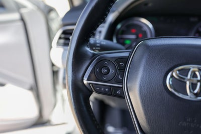 2020 Toyota Camry Hybrid XLE