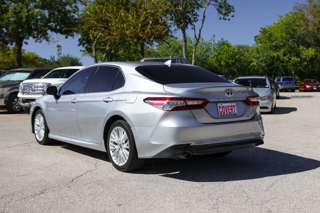 2020 Toyota Camry Hybrid XLE