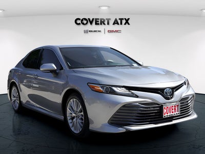 2020 Toyota Camry Hybrid XLE