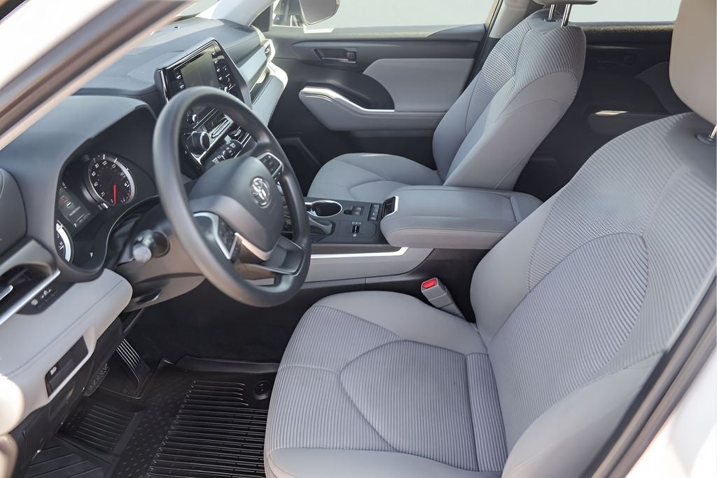 2022 Toyota Highlander L