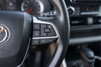 2022 Toyota Highlander L