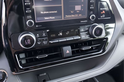 2022 Toyota Highlander L