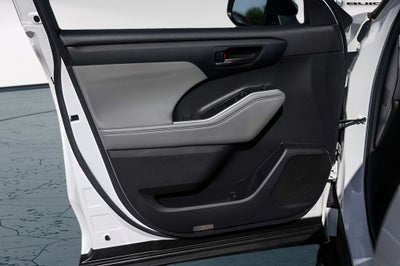 2022 Toyota Highlander L