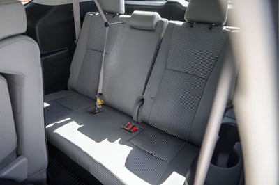 2022 Toyota Highlander L