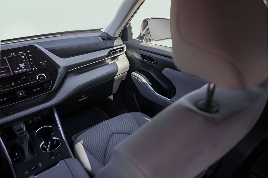 2022 Toyota Highlander L