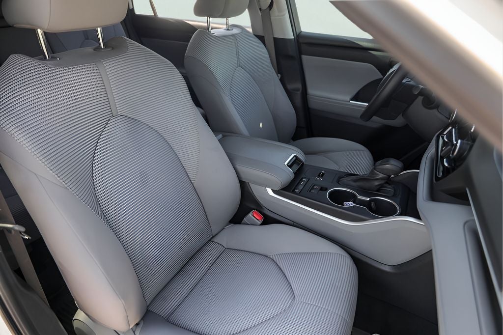 2022 Toyota Highlander L
