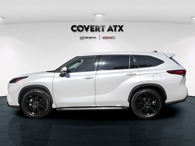 2022 Toyota Highlander L