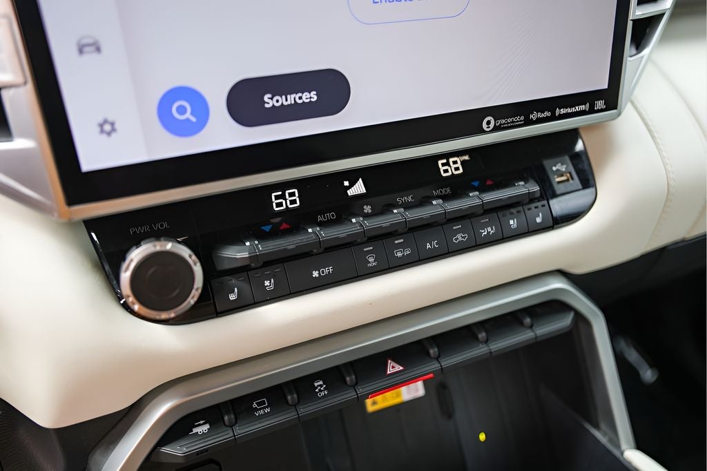 2023 Toyota Tundra Hybrid Capstone