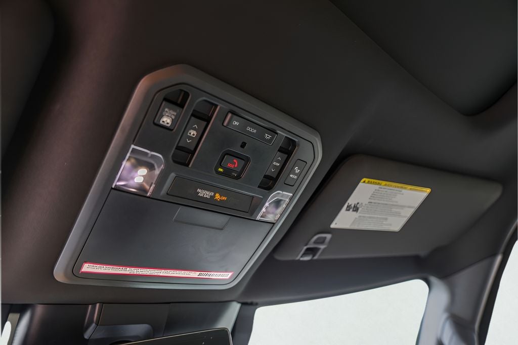 2023 Toyota Tundra Hybrid Capstone