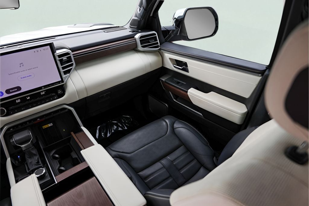 2023 Toyota Tundra Hybrid Capstone