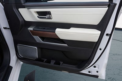 2023 Toyota Tundra Hybrid Capstone