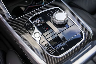 2025 BMW X5 M60i