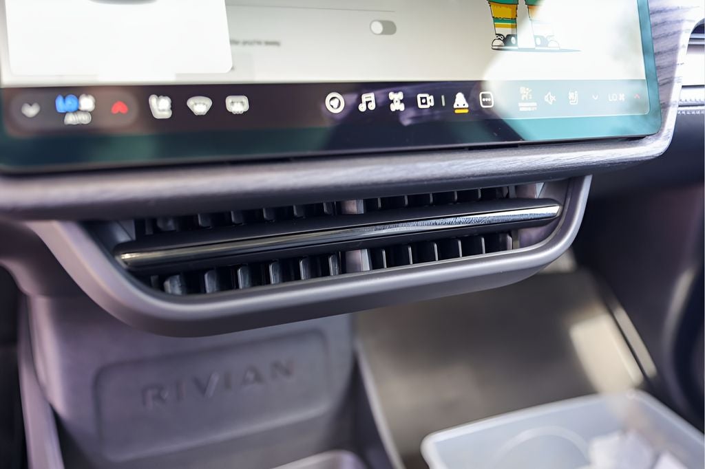 2024 Rivian R1S Adventure Quad Motor Large Pack