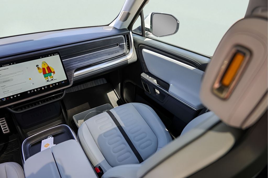 2024 Rivian R1S Adventure Quad Motor Large Pack