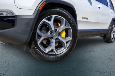 2024 Rivian R1S Adventure Quad Motor Large Pack