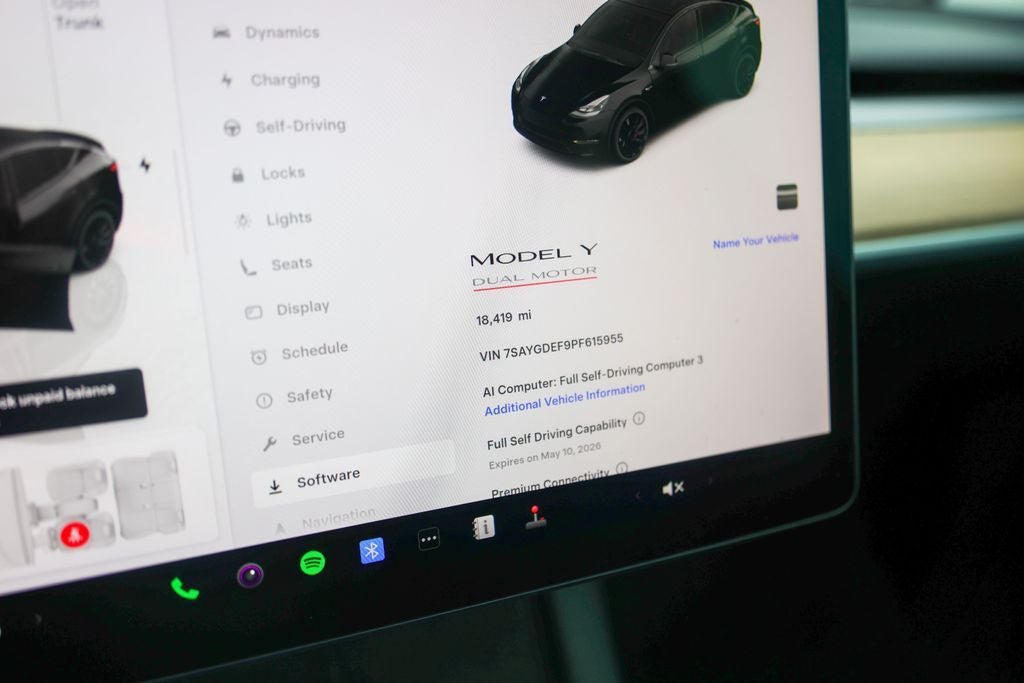 2023 Tesla Model Y Performance