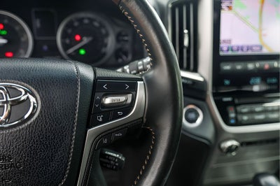 2020 Toyota Land Cruiser Heritage Edition