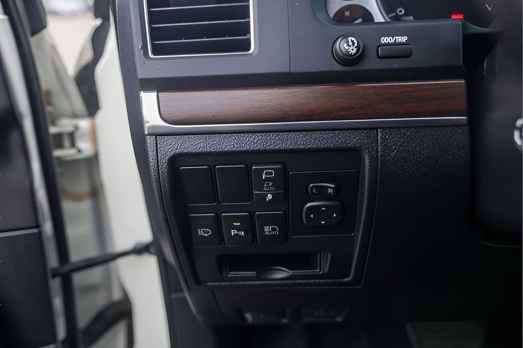 2020 Toyota Land Cruiser Heritage Edition