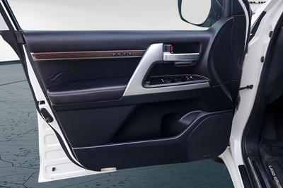 2020 Toyota Land Cruiser Heritage Edition
