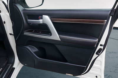 2020 Toyota Land Cruiser Heritage Edition