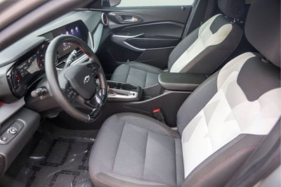 2025 Chevrolet Trax 1RS