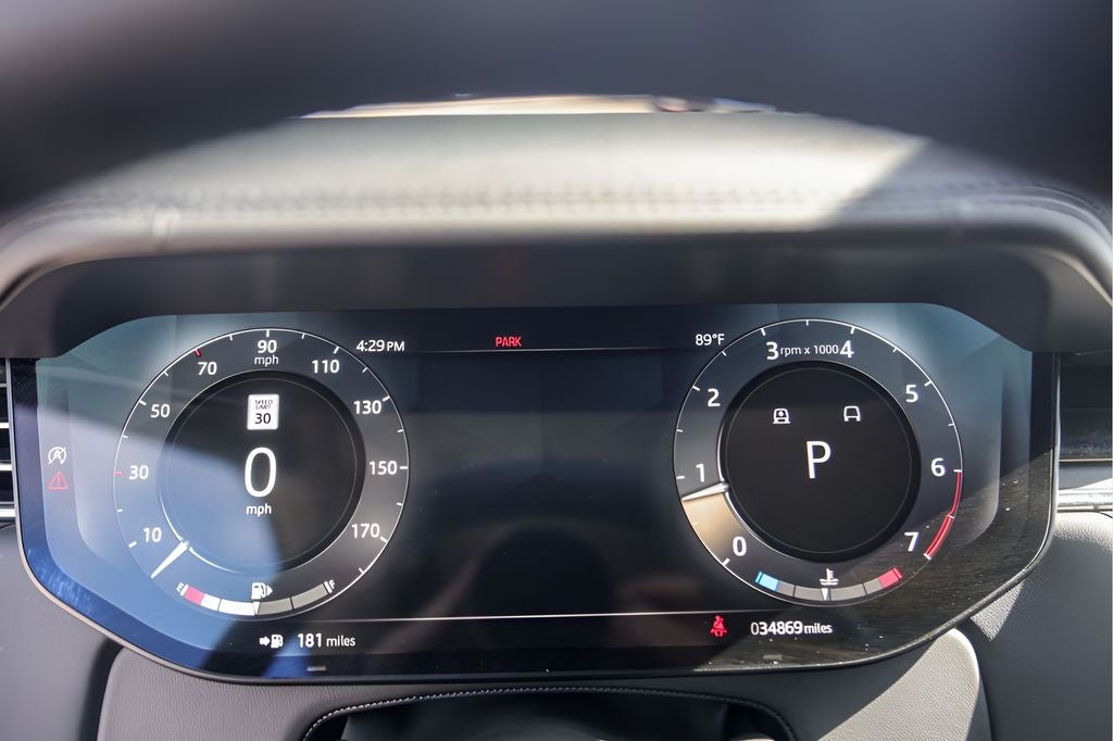 2023 Land Rover Range Rover SE