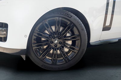 2023 Land Rover Range Rover SE
