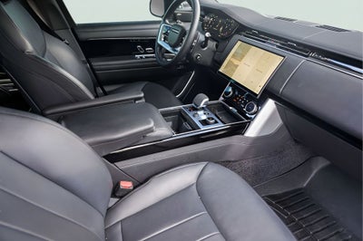 2023 Land Rover Range Rover SE